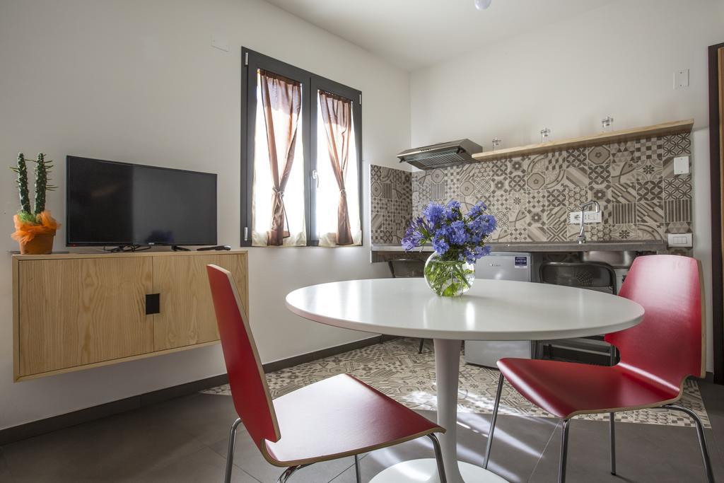 Quinto Tronco Hotel Elini Kültér fotó